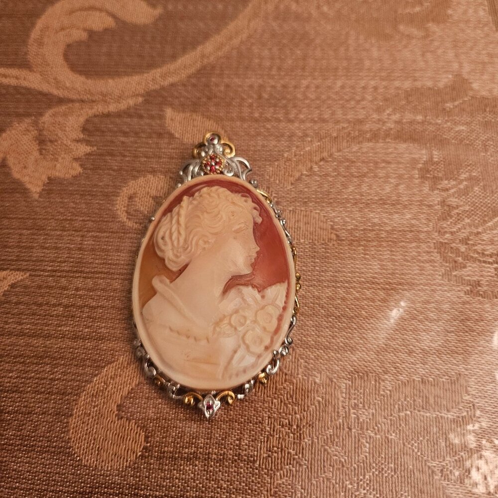 Vintage Sterling Silver and Palladium Carved Shell Cameo Pendant